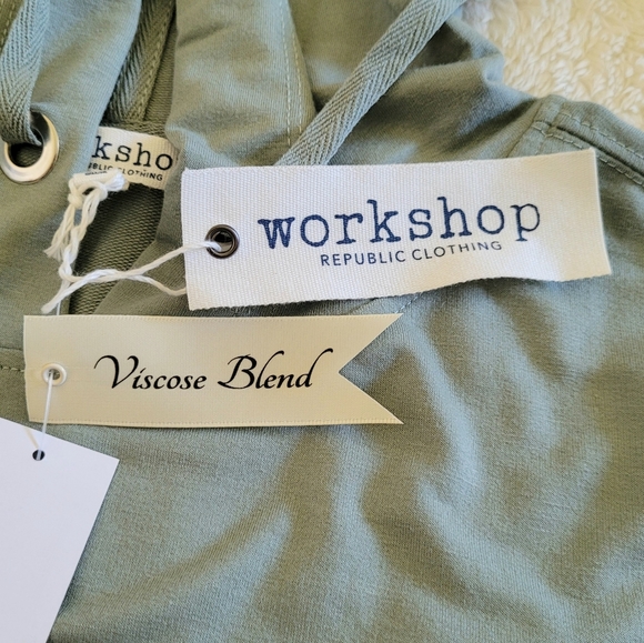 Workshop Republic Clothing "PEACE"☮ Hoodie - NWT - Picture 9 of 15